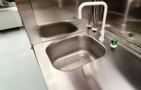 Fuji-8_mobile-laboratory-min