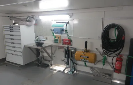 Repair and Workshop Container